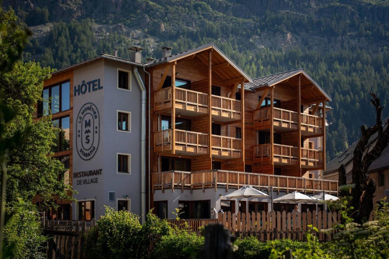 Hotel Restaurant Le Monetier Exteriör bild